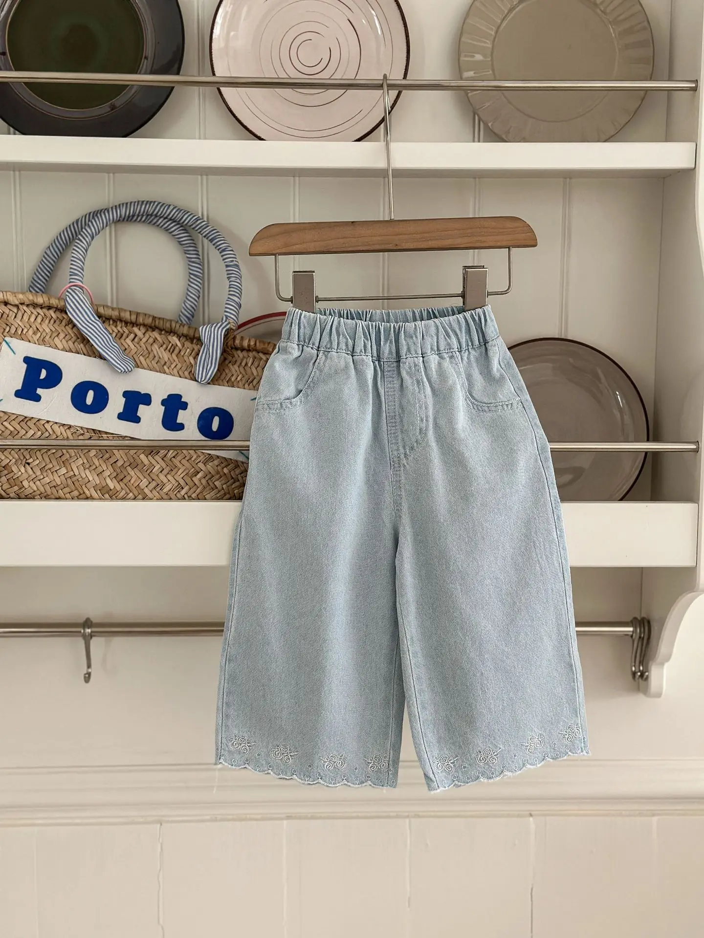 Children Jean Pants 2024 Summer New Korean Children Wear Korean Thin Loose Embroidered Seven Points Girls Jeans