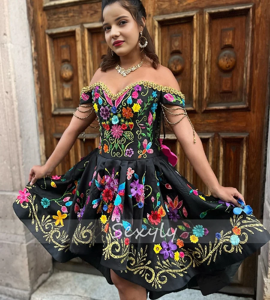 Converteerbare 2-in-1 Mexica Quinceanera-jurk 2025 Borduren Afneembare rok Korte vestidos de 15 jaar Verjaardagsfeestje op maat
