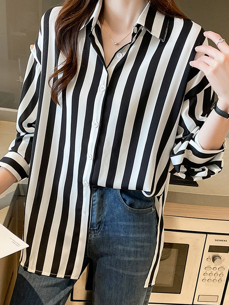 Fashion Black White Striped Print Women\'s Blouses Casual Long Sleeve Office Lady Blouse Shirts Female Loose Blusas Tops 2024