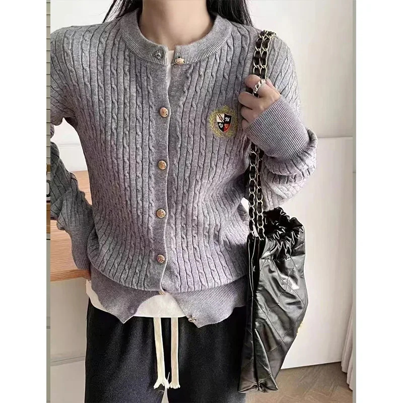 Women Korean Fashion Embroidered Long Sleeved Knitted Cardigan 2024 Autumn Casual All-matn Sweater Top