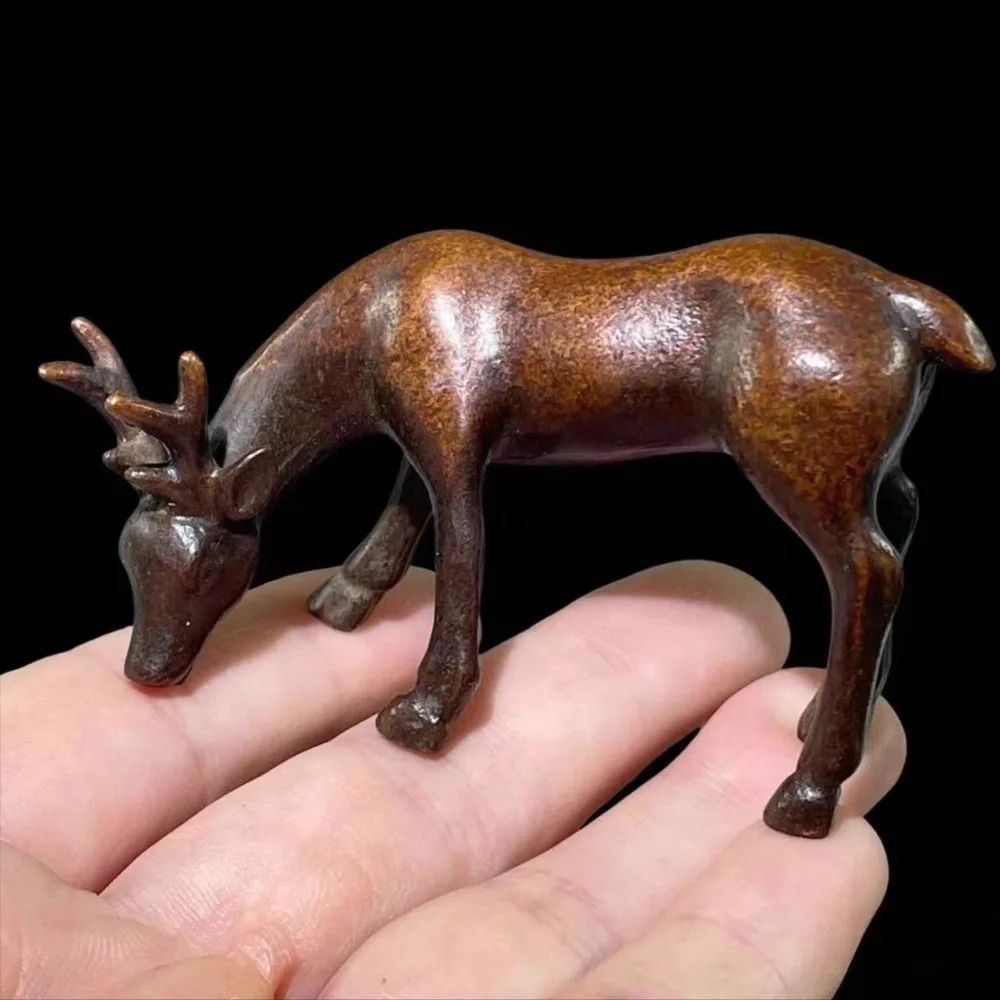 Antique-Style Little Deer Mascot “You're Always with Me” Mini Figurine: Look Down At The Deer Tea Pet Figurine