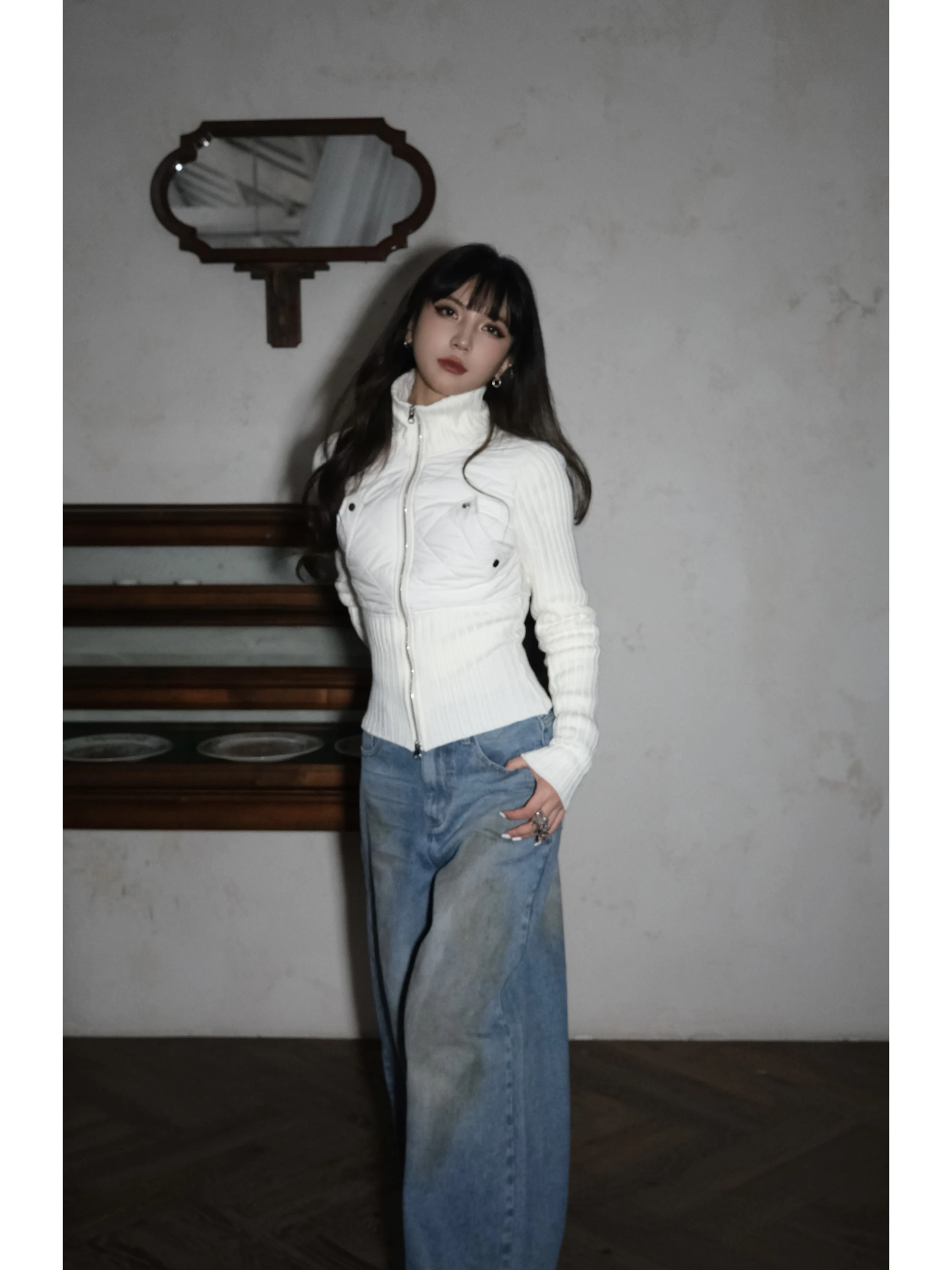 

Avemann High-End Geometric Patchwork Knitted Sleeve Cotton Jacket Women's Stand Collar Slim Fit Top Winter Commute Style