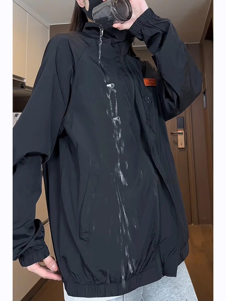 

Новая мужская летняя легкая быстросохнущая ветровка из ледяного шелка в китайском стиле, водонепроницаемая, на молнии, для активного отдыха