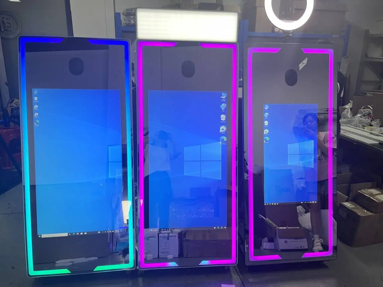 ZJW high-quality hot selling customized products Smart 65 Inch Screen Folding Mirror Selfie Photo Booth Machine 32in 43 in Mirro