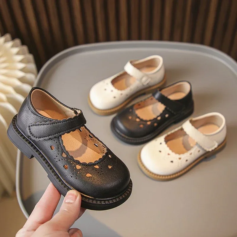 Spring Autumn Korean Fashion Baby Kids Girls Heart Hollow Out Artificial Leather Princess School Shoes Super Soft  1-6 Years Old