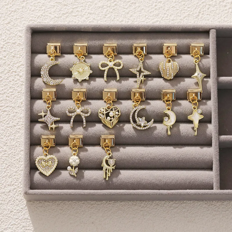 

Creative Zircon Star Moon Butterfly Flower Gold Color Italian Charm Links Fit 9MM Bracelet Stainless Steel DIY Jewelry Making