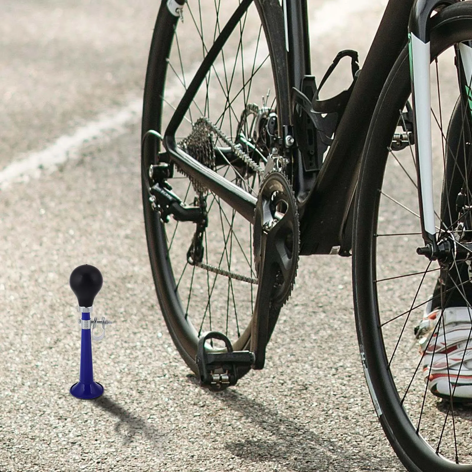 

Mountain Bike Air Horn Loud Waterproof Universal Handlebar Horn Bikes Bell Bicycle Accessories Bike Bicycle Bell