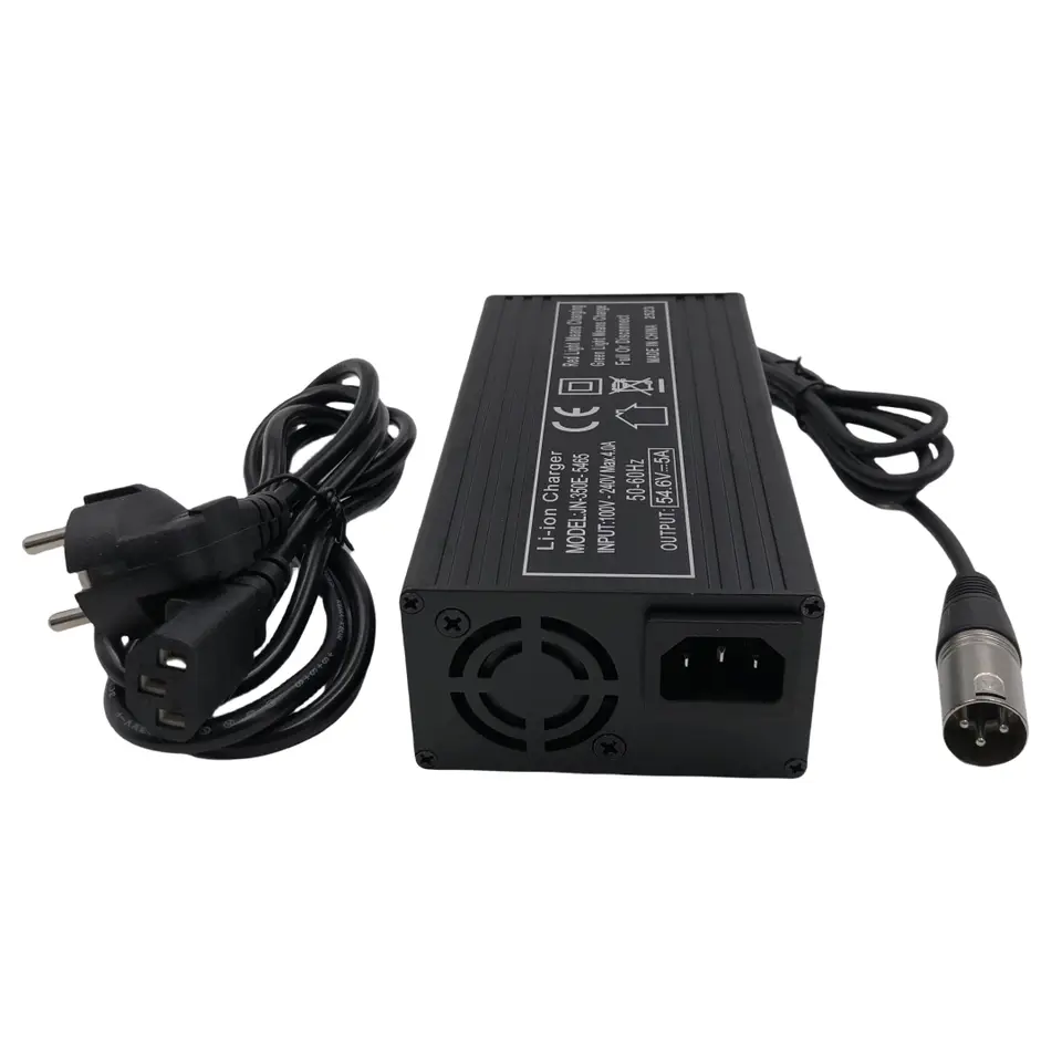 شاحن سريع 48V 54.6V 4A/5A لشاحن بطارية ليثيوم 13S 48V موصل XLR قوي مع مروحة غطاء معدني - 4