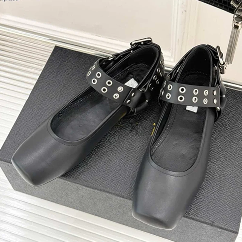 

Withered French Retro Mary Jane Shoes With Rivet Decoration Minimalist Fashion Women's Loafers Flat Shoes Women