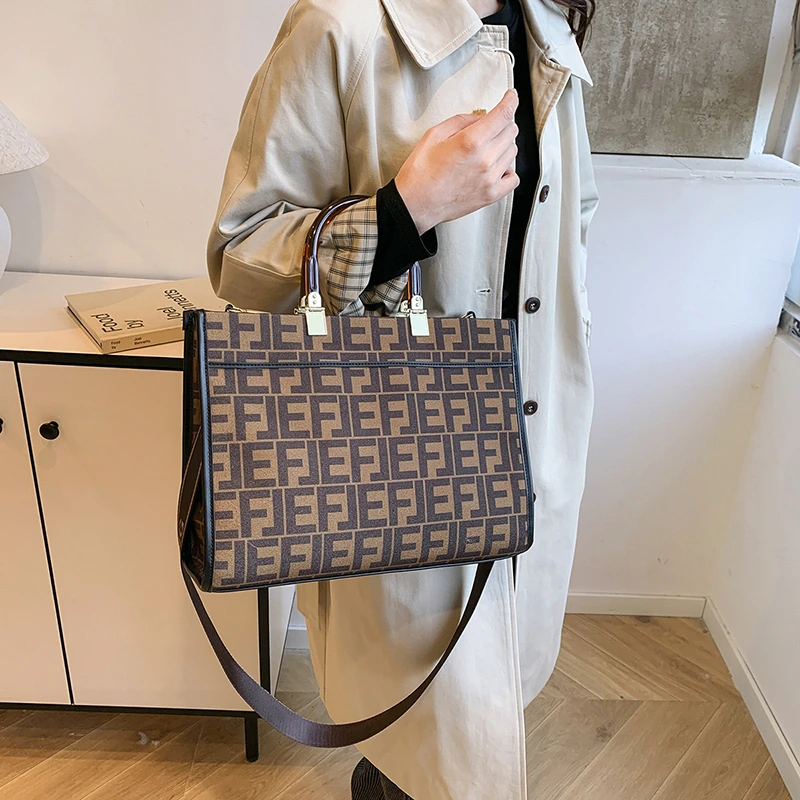 

Fashion Ladies Shoulder Bag Textured Fabric Tote Bag Lightweight Handbag for School Office