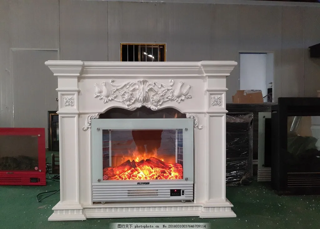 Sofisticato design del caminetto in marmo