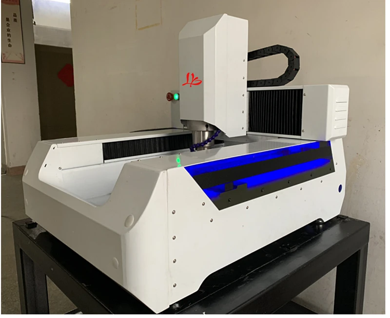 LY 3040 Cast Aluminum Offline DSP Control System CNC Engraving Milling Machine 3/4/5 Axis 2.2KW Support Upgrade To Servo Motor