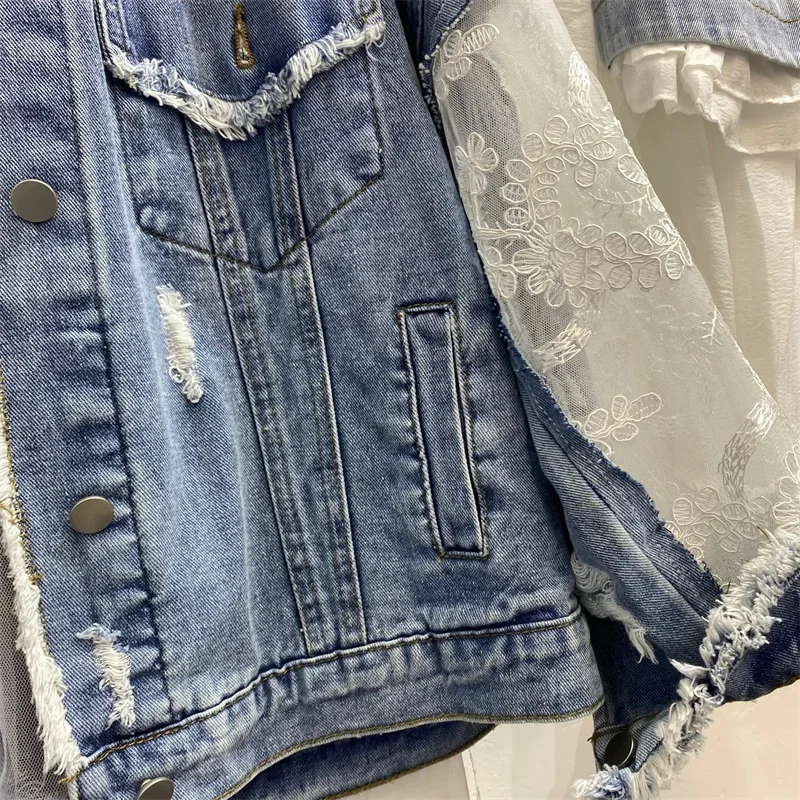 

2025 Summer Lace Mesh Hook Flower Hollow Out Splicing Women Short Denim Jacket Casual Lapel Long Sleeve Jeans Jacket Streetwear