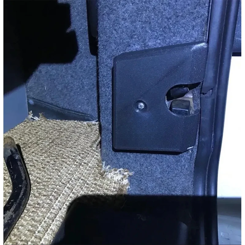 Rear Trunk Lock Mechanism Right Side Cover For Volkswagen T4 Transporter Campervan Tailgate Lock Panel
