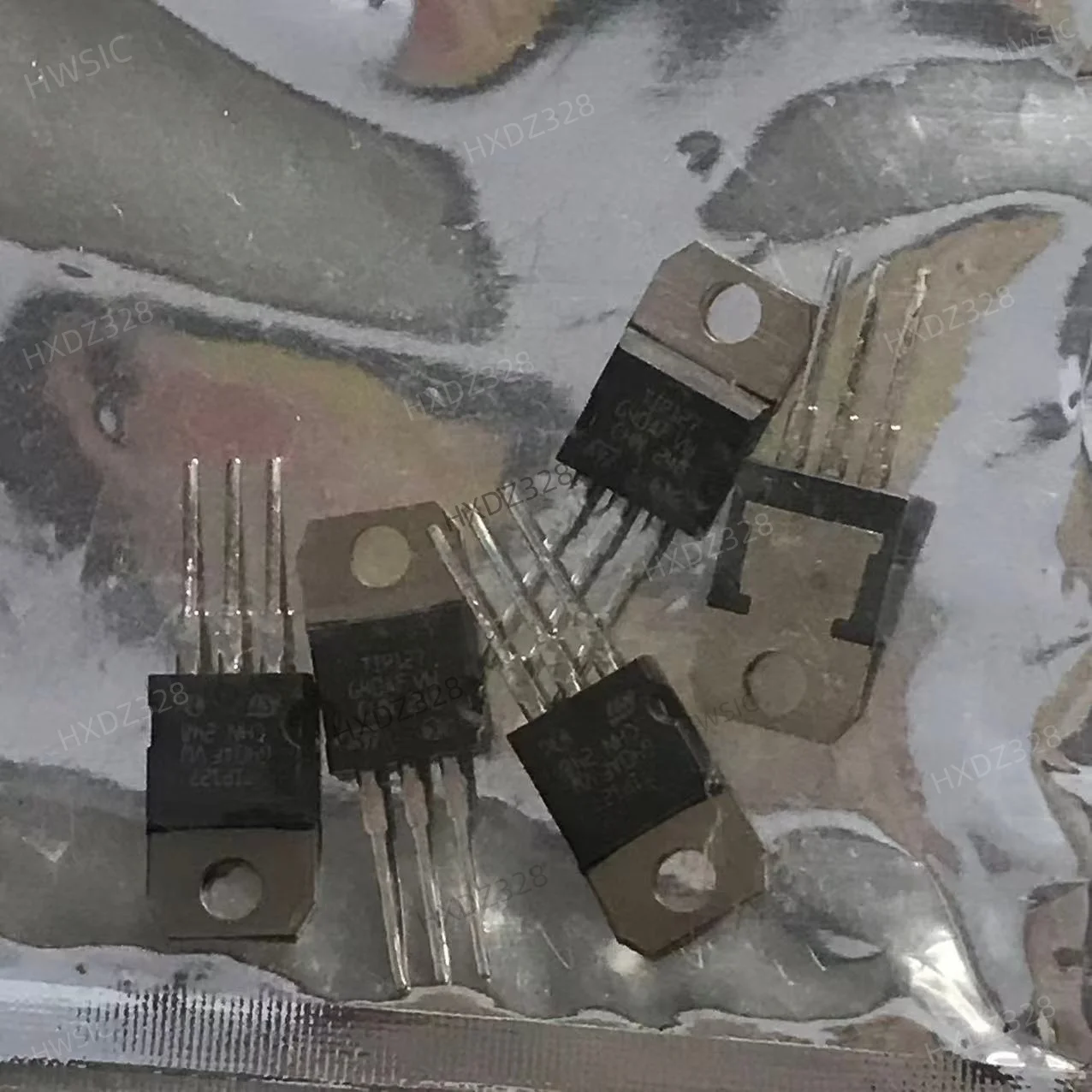 LM317T-DG MBR20100CT Byv42e-200 Tyn612 TIP147 TIP142 TIP127 TIP122 SB1040CT MR4020 FDA59N30 2SK578 2SC3507