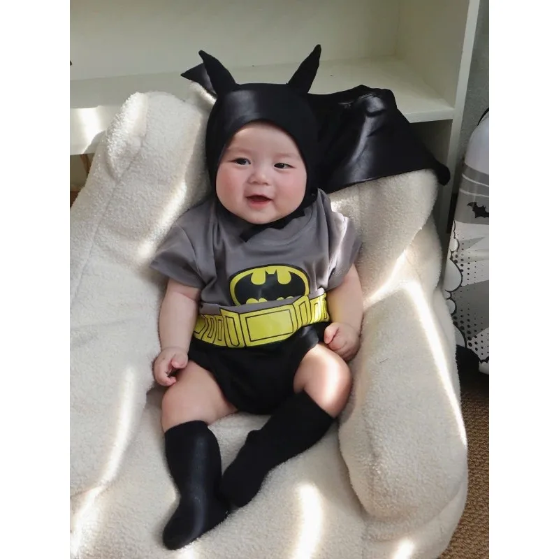Sommer-Neugeborenen-Outfits Unisex Niedlicher Baby-Body Cartoon-Superhelden-Strampler Baumwoll-Einteiler 0-1 Jahr für Jungen und Mädchen