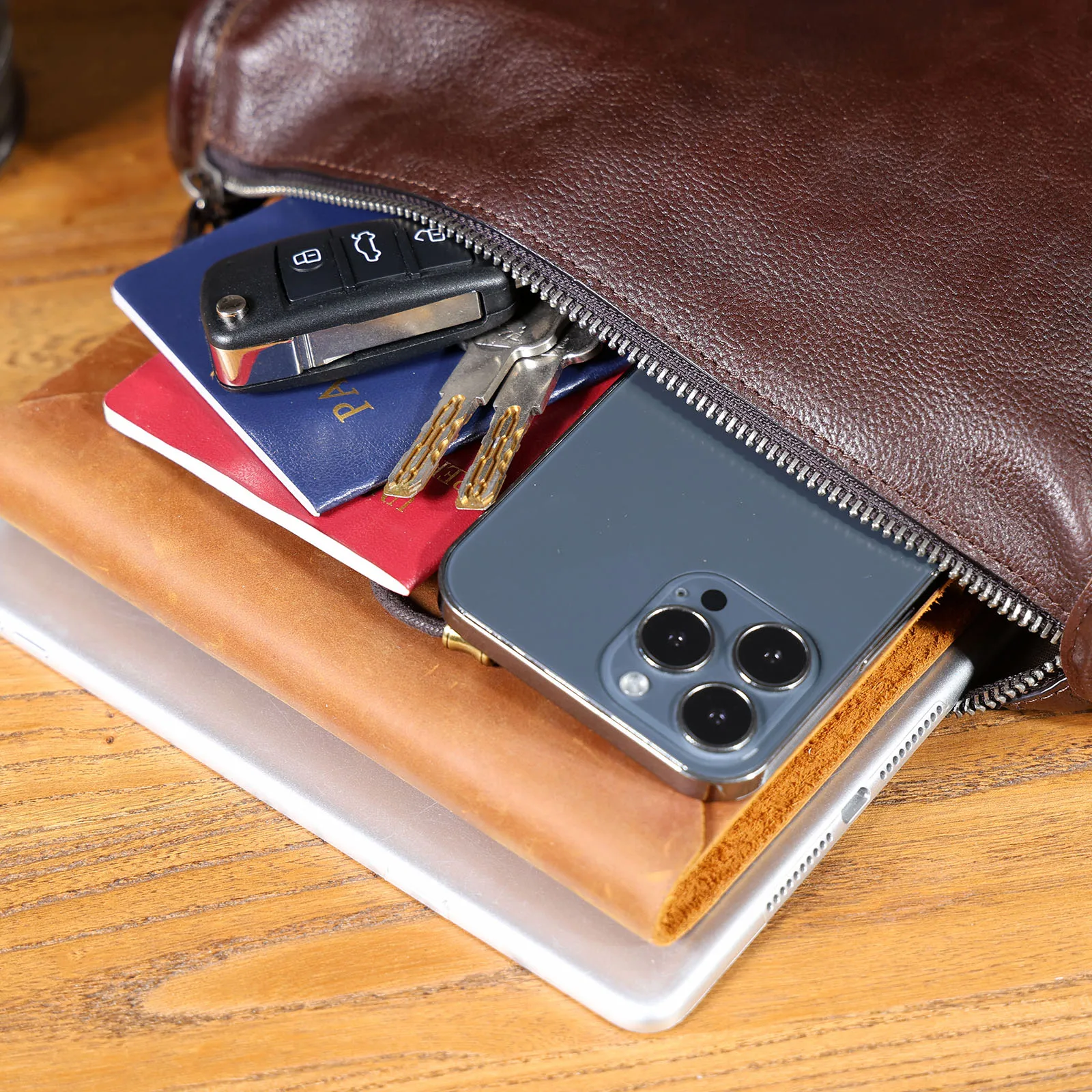 Echte Leder-Umhängetasche für Herren, Unisex, einfache Rindsledertasche, oberste Schicht pflanzlich gegerbtes Leder, modisch und lässig – Detail 12
