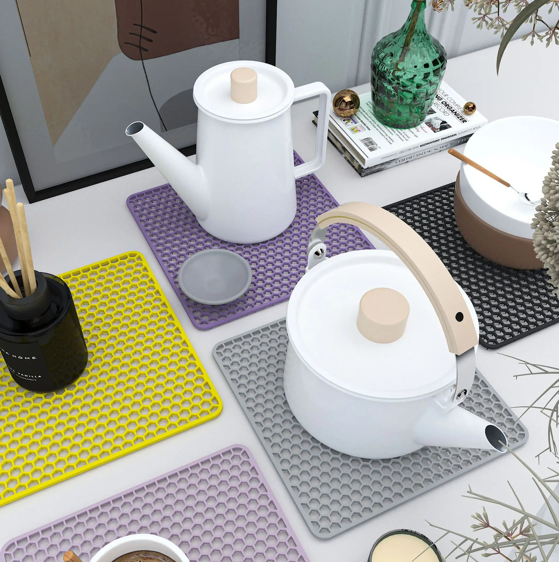 

Silicone Kitchen Sink Pad Adjustable Drain Drying Pad, Sink Protector with Quick Drain & Easy Storage