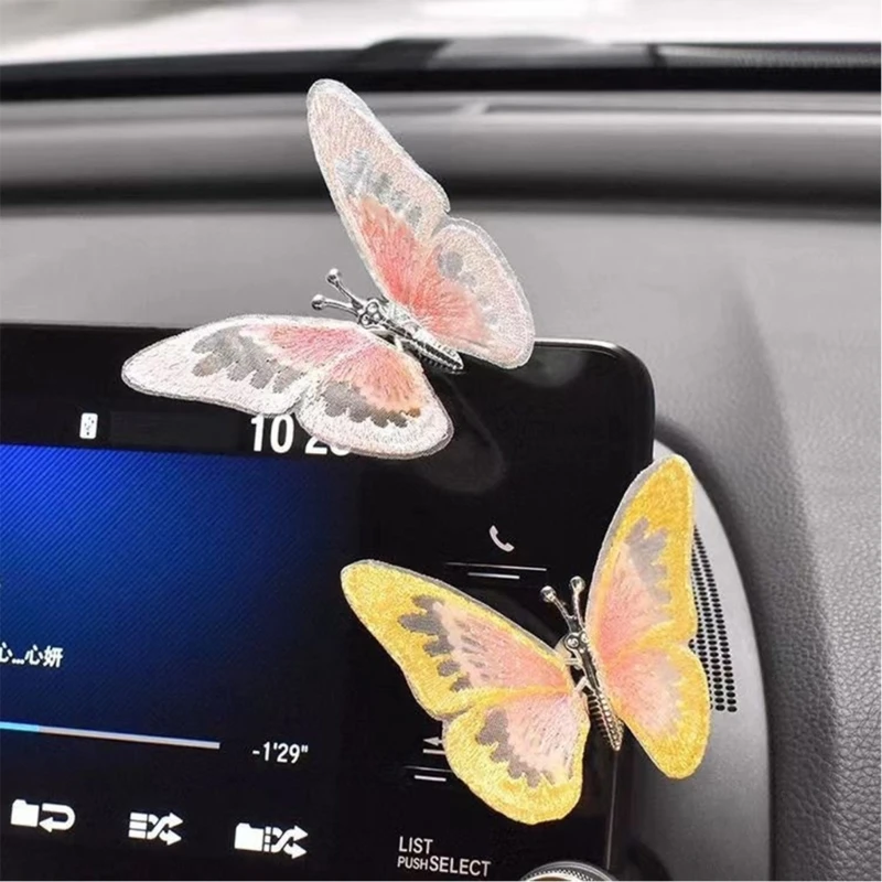 

Dynamic Wind Activated Butterfly Dashboard Ornament With Realistic Flapping Motion Durable ABS Car Accessory For Women Drivers