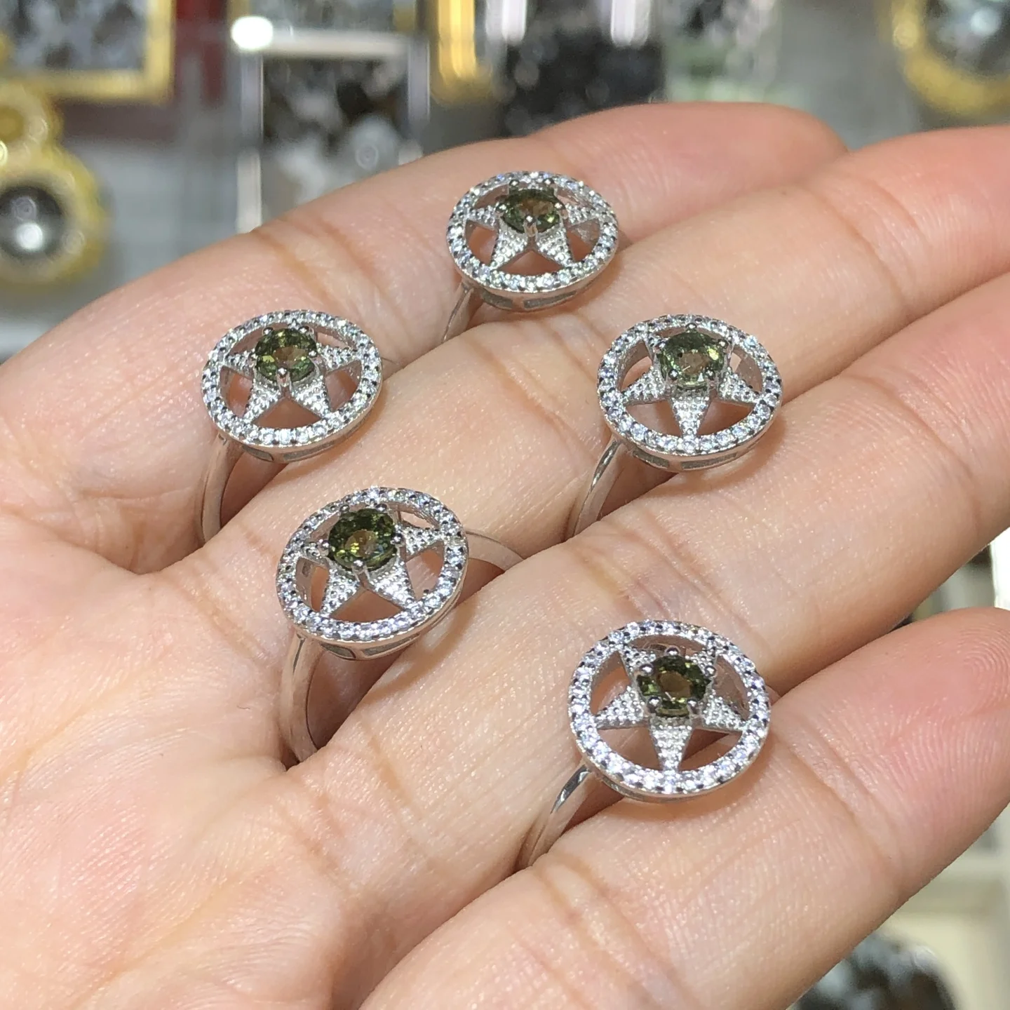 1 قطعة خاتم مولدافيت التشيكي الطبيعي 5 مللي متر الأوجه المستديرة 925 فضة ستار يمكن تغيير حجم الريكي أحجار استشفاء مجوهرات هدية للنساء