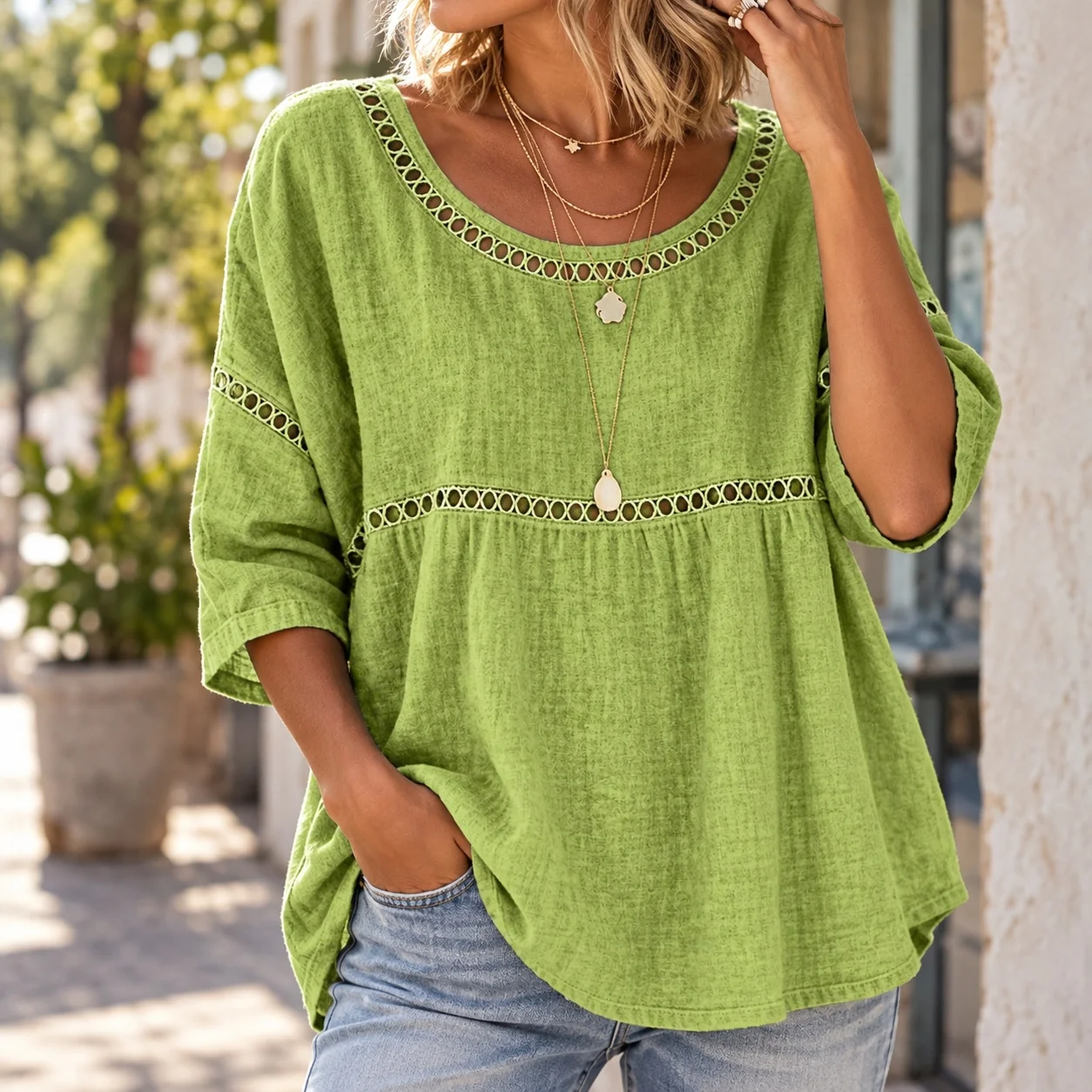 Casual Round Neck Top Loose Fit Commuter Chic with No Button Closure Crew Neck Androgynous Pullover 3D Effect T Shirt for Women