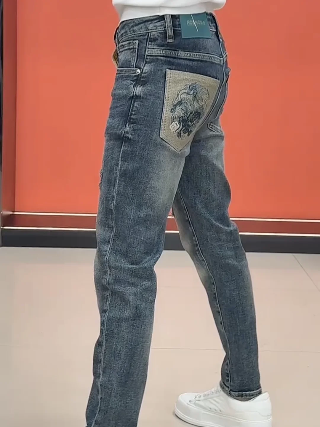 

Мужские джинсы Fall: Новинка, модные, комфортные, качественные, универсальные, деловые, прямые, средней посадки, зауженные, с защитой от микробов...