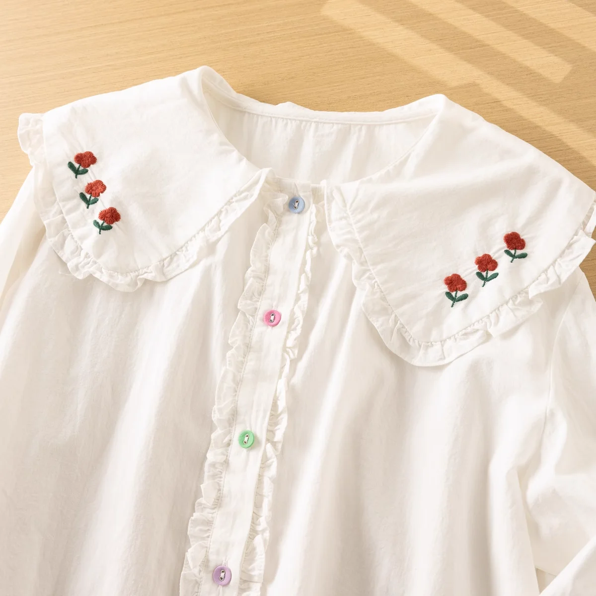 Autumn White Shirt Women Peter Pan Collar Flowers Embroidery Long Sleeve Shirts Mori Girl Cotton Lolita Blouse Tops