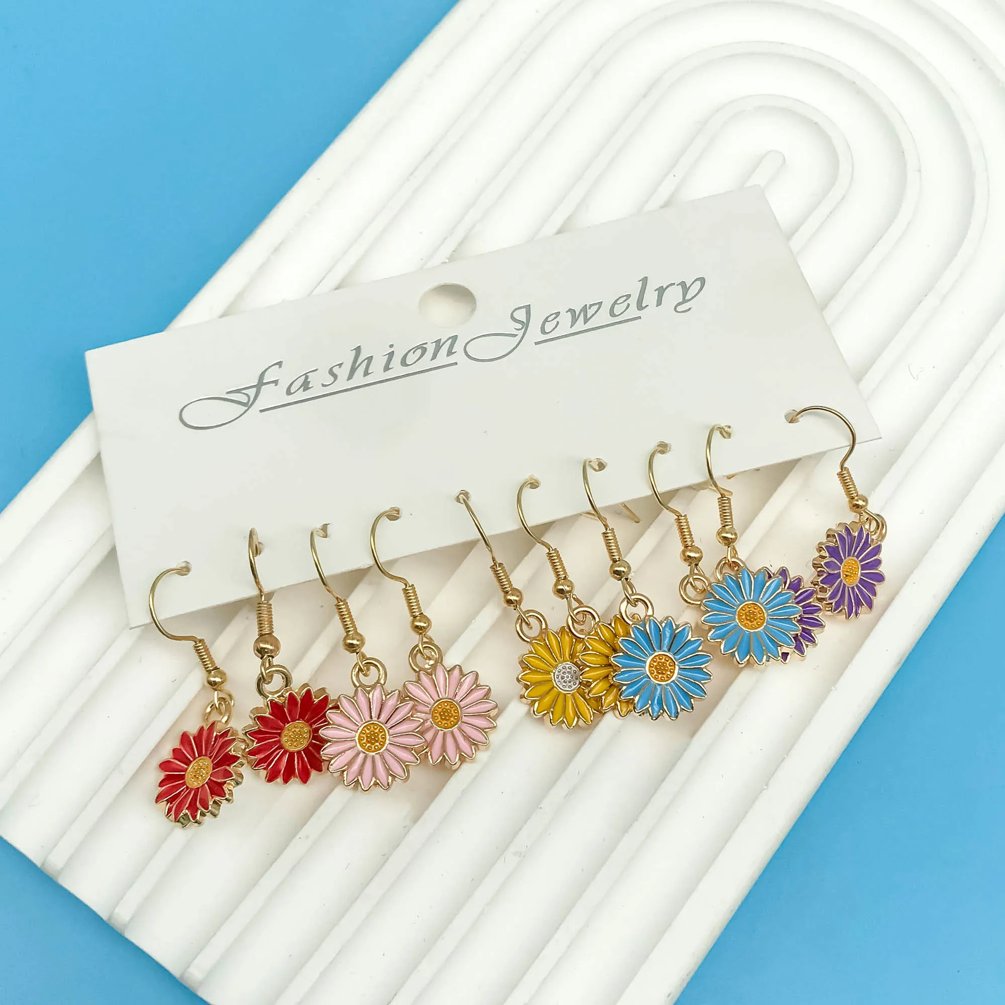 5-Pairs/Set Cute Daisy Flower Drop Earrings Alloy Colorful Daisy Charm Earrings For Women Girls Party Decorative Earrings