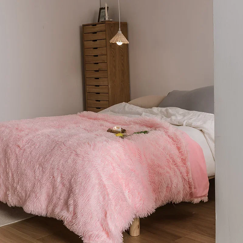 Pink Faux Fur Blankets Soft Fuzzy Fluffy Blankets, Warm Thick Long Hair Shag Lightweight Cozy Throw for Bedroom Sofa Couch Bed