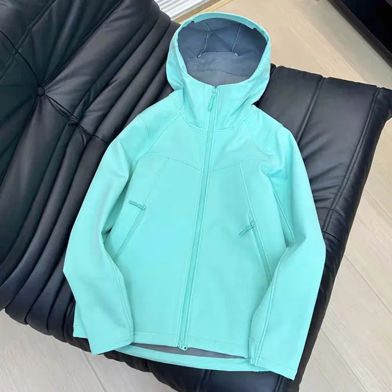 2026 Outdoor Men's Windproof and Waterproof Jacket Fashionable Cycling Casual Sports Fishing Mountaineering and Camping Jacket