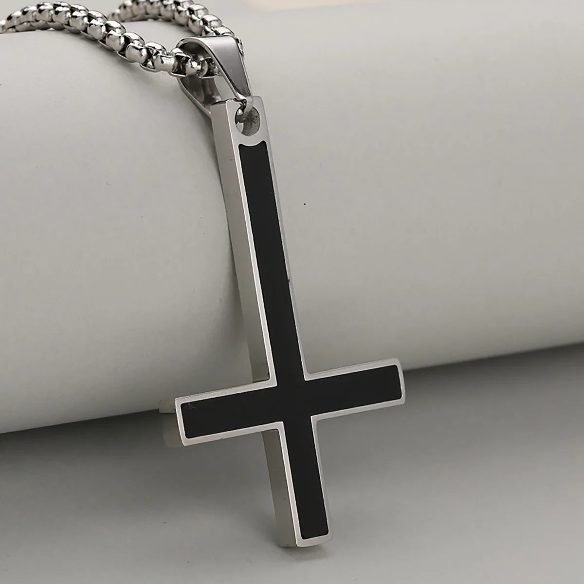 Unique Style Matte Surface Oil Dripping Stainless Steel Inverted Cross Pendant Necklace for Women and Men, Fashion Accessories