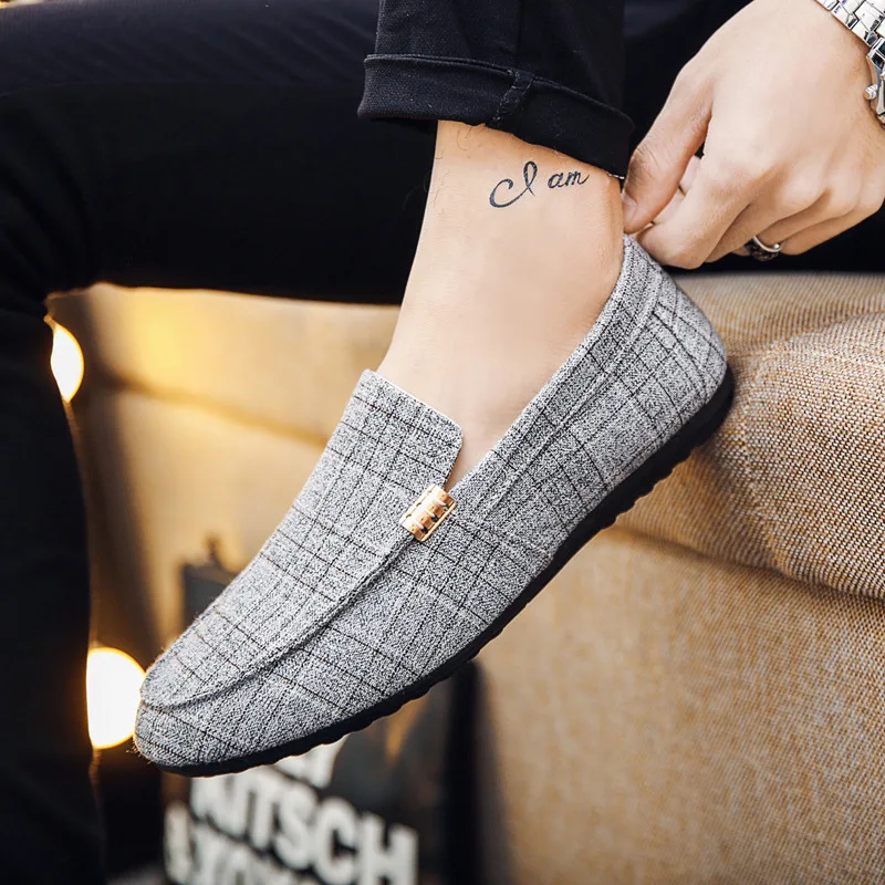 Casual Men Shoes 2022 Spring Summer Men Loafers New Slip On Light Canvas Youth Men Shoes Breathable Fashion Flat Footwear