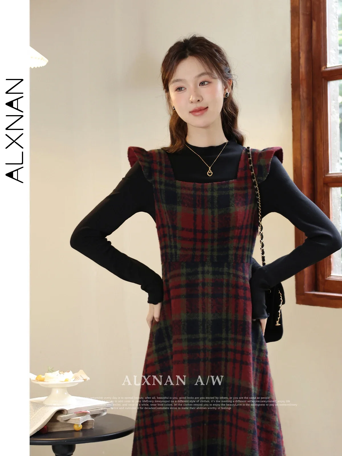 ALXNAN Black Slim T-shirt 2024 Autumn Winter Warm Long Sleeve Tops for Women Casual Female Pullovers Sold Separately DYLXN661110