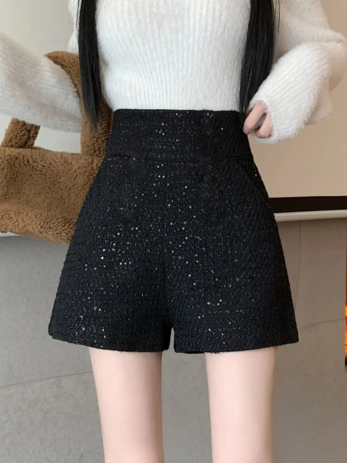 

New Autumn Winter Loose Korean Version Slim Double Breasted Sequin Woolen Shorts For Women Wide Leg Outerwear Boots Pants LX550