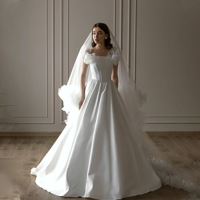 

Fairy Weddings Dresses Halter Sleeveless A-Line Brides Dress with 3D Flowers Draped White Bridal Gown Customized Robe De Mariée