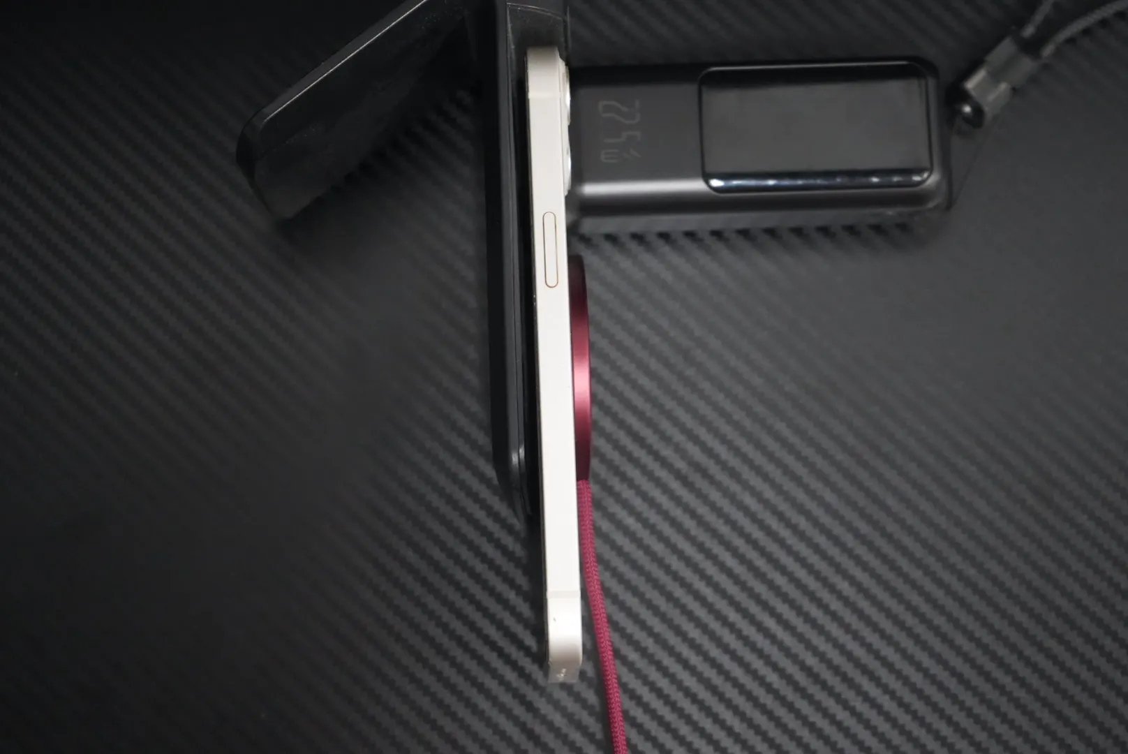 Qi2.2 25W Magnetisches Kabelloses Ladegerät für MagSafe-Ladestation für iPhone 18 17 16 15 14 13 12 AirPods Typ-C Tragbares Ladegerät – Detail 4