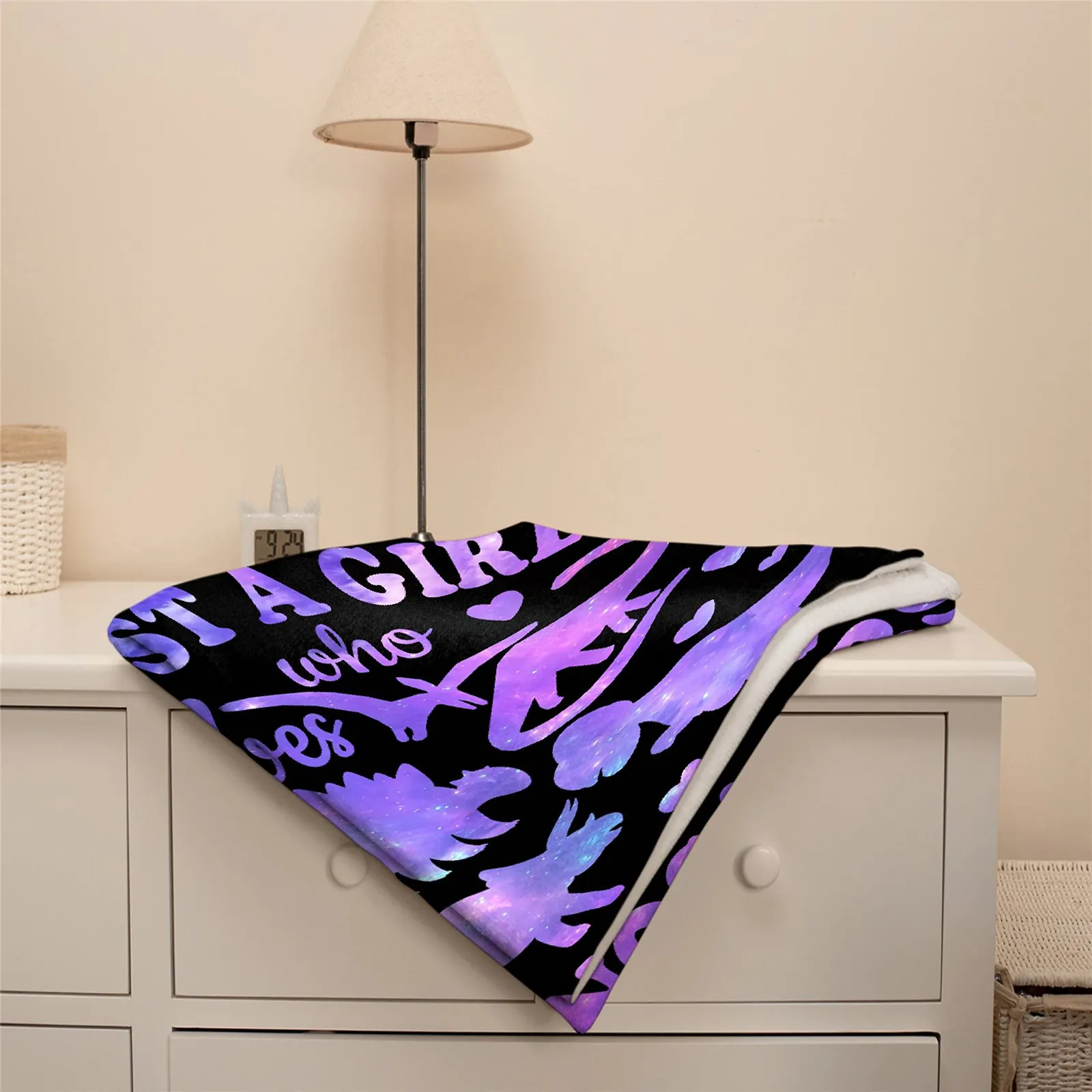 Ust A Girl Who Loves Dinosaurs Flannel Blankets DIY Name 3D Printed Throw Blanket Office Nap Baby Cozy Quilts Dropshipping