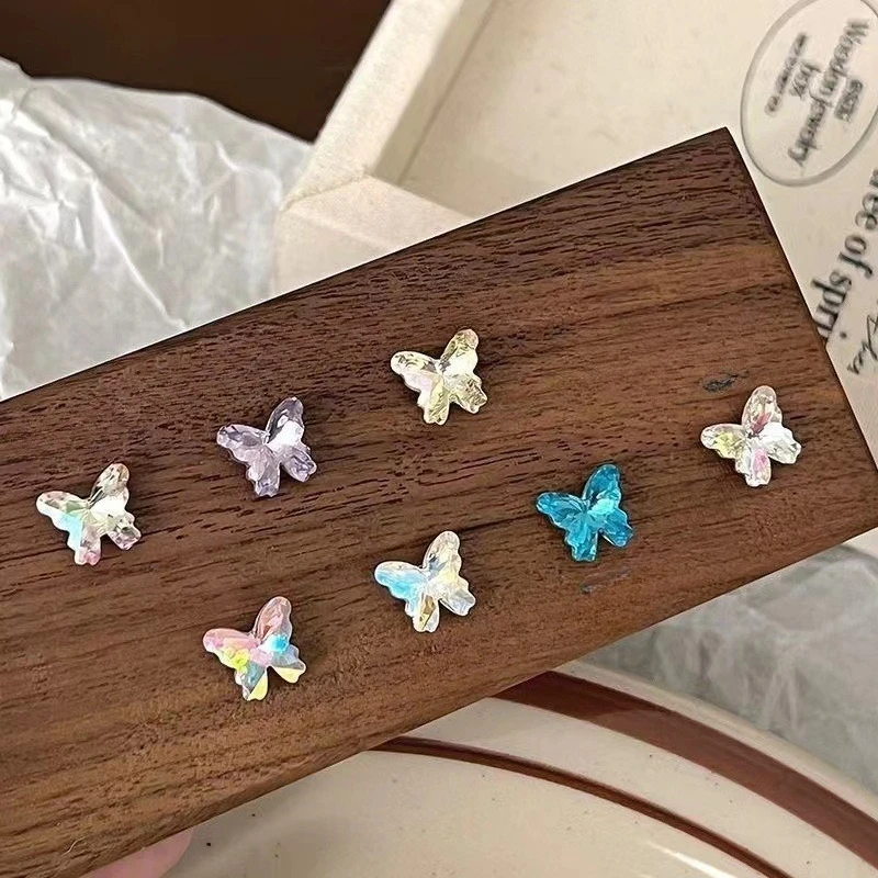G23 Butterfly Earring Popular Pink Butterfly Design Animal Shape Comfortable Women Adult Artistic Trendy Glossy Stud Jewelry