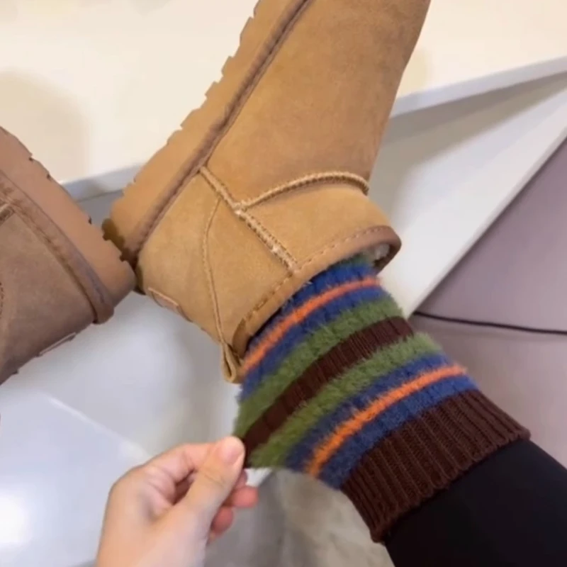 مخطط جوارب محبوكة للفتيات الشتاء جورب دافئ الكورية نمط المنزل منتصف أنبوب المنك المخملية جوارب سميكة رشاقته النوم سوكس #5