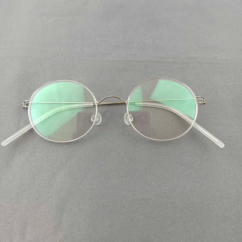 Jian Dan Linde Ultra-light Pure Titanium Retro Small Round Frame Myopia Frame Simple Thin Leg Thin Frame Small Face Art Frame.