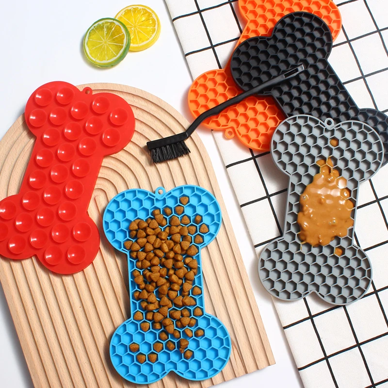 Bone Shape Peanut Butter Slow Food Pad Pet Lick Mats Silicone Pets Bathing Distraction Eating Slowly Food Pad Cats Dogs Supplies