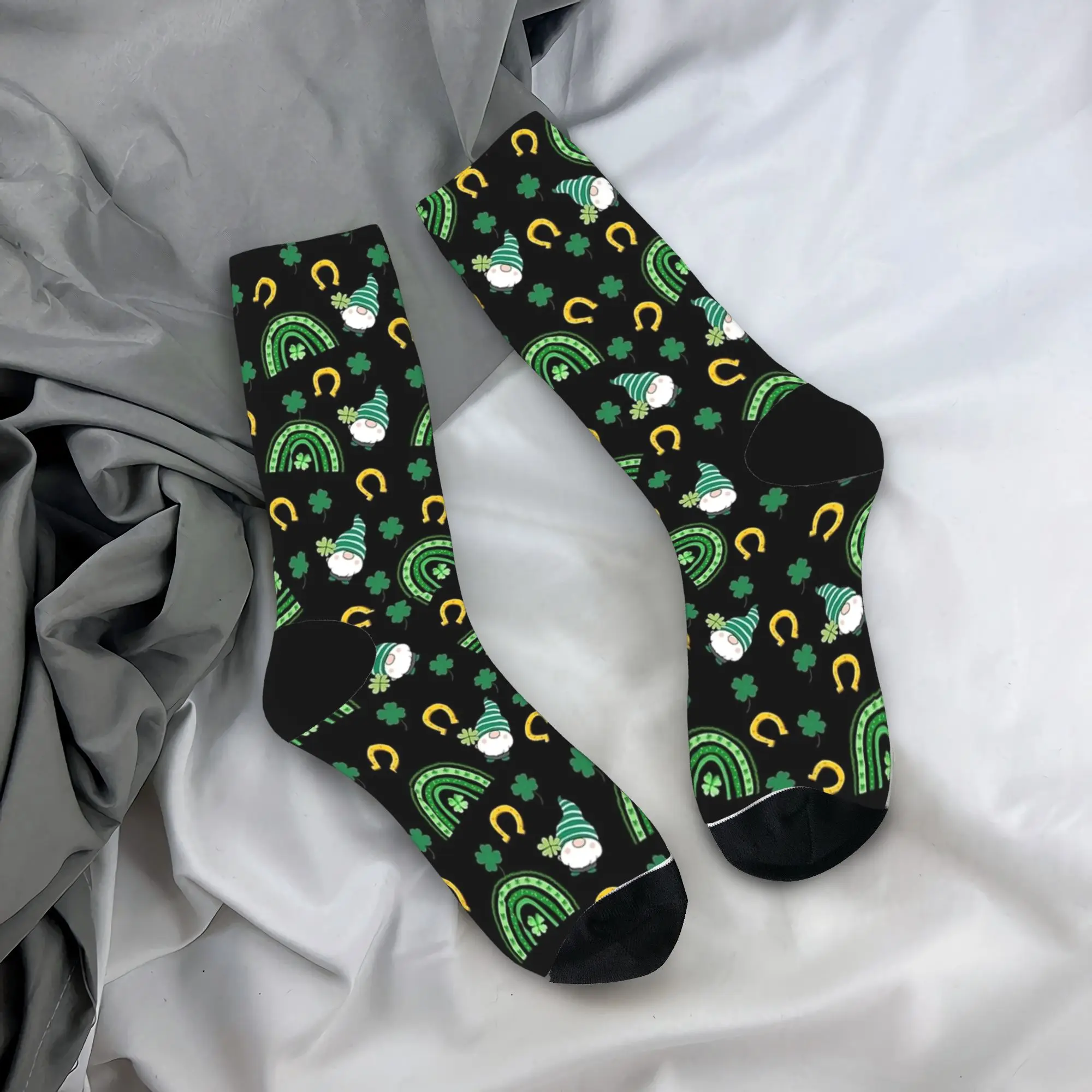

Gnomes Rainbows Horseshoe Shamrocks St Patricks Day Stockings Men Socks Soft Retro Socks Autumn Cycling Anti-Slip Design Socks