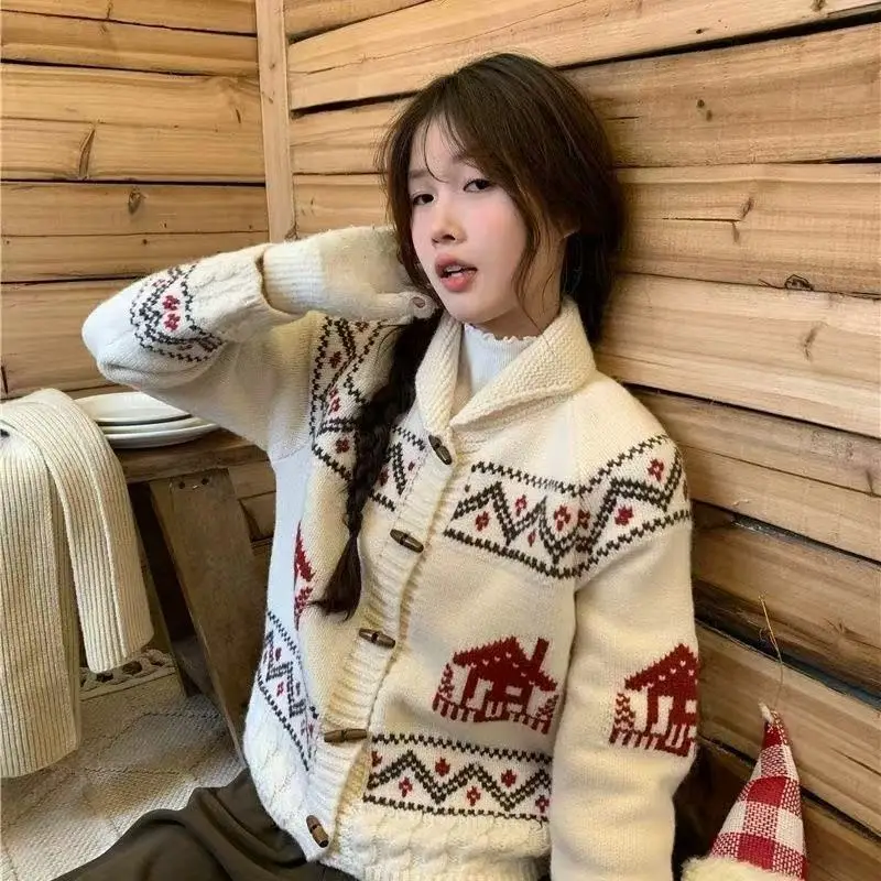 

Gagarich Japanese Retro 2025 Christmas Snowhouse Jacquard Collar Fel Island Sweater New Cardigan Coat Loose Knitted Sweater