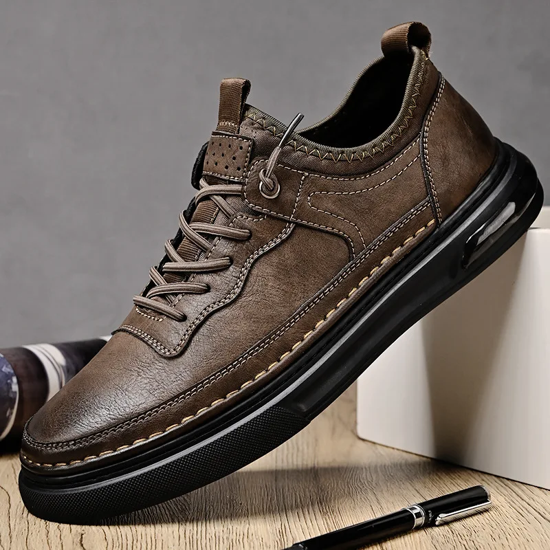 Men's autumn slip-on sneakers with fleece lining, warm, soft sole, non-slip, versatile flat shoes, wear-resistant