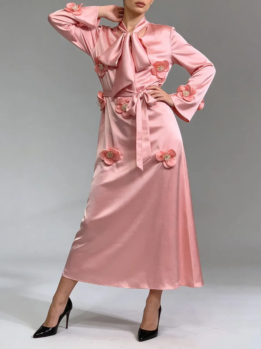 TWOTWINSTYLE 솔리드 루즈 스플라이스드 3D 플라워 우아한 여성용 원피스 라운드 넥 긴 소매 패치워크 레이스업 드레스 여성 신상