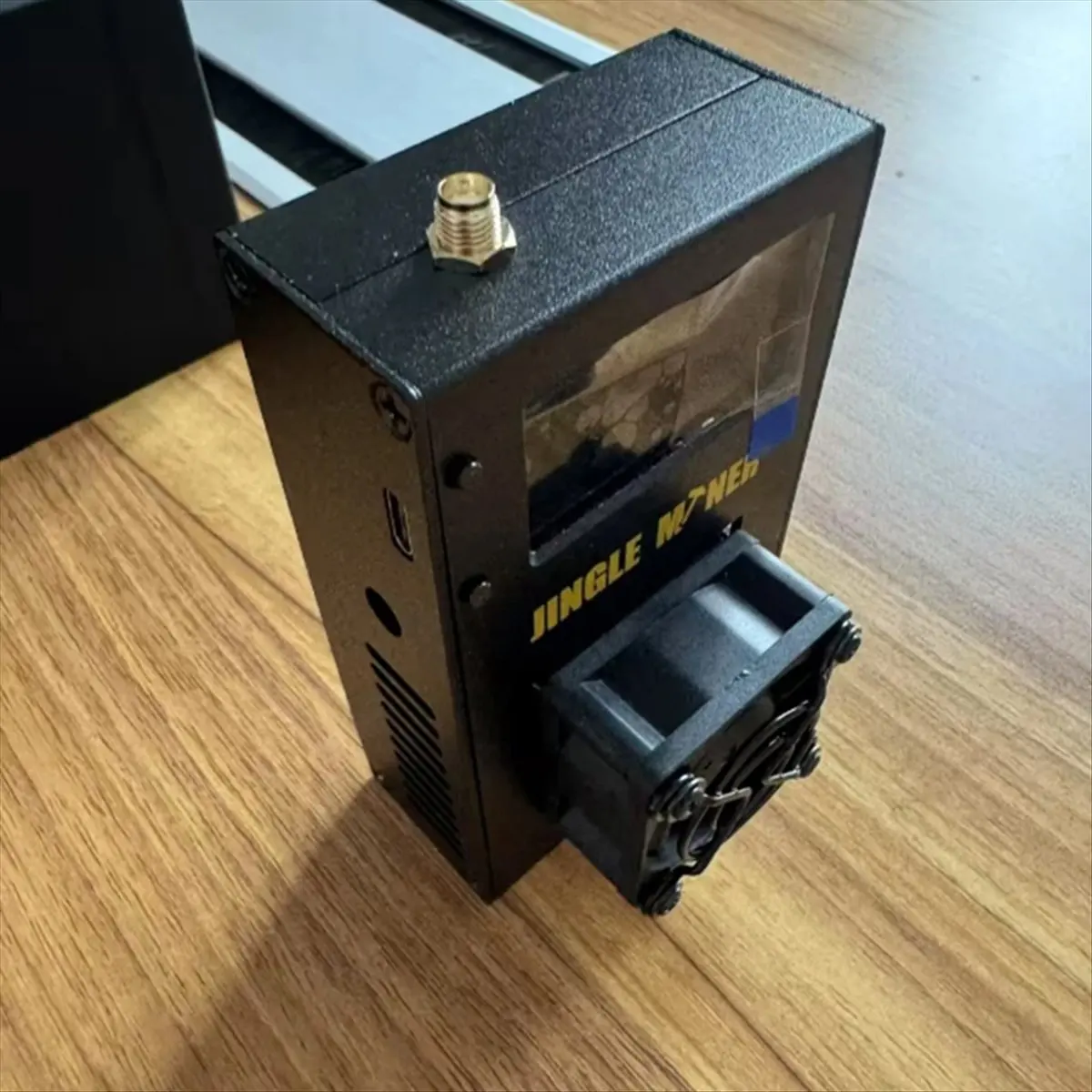 Stable- BTC Solo Miner 1.2TH/S 23W BM1370 ASIC Chip Miner Sha256 5V DC Bitcoin Mining Crypto BTC Solo Mining Equipment AU Plug
