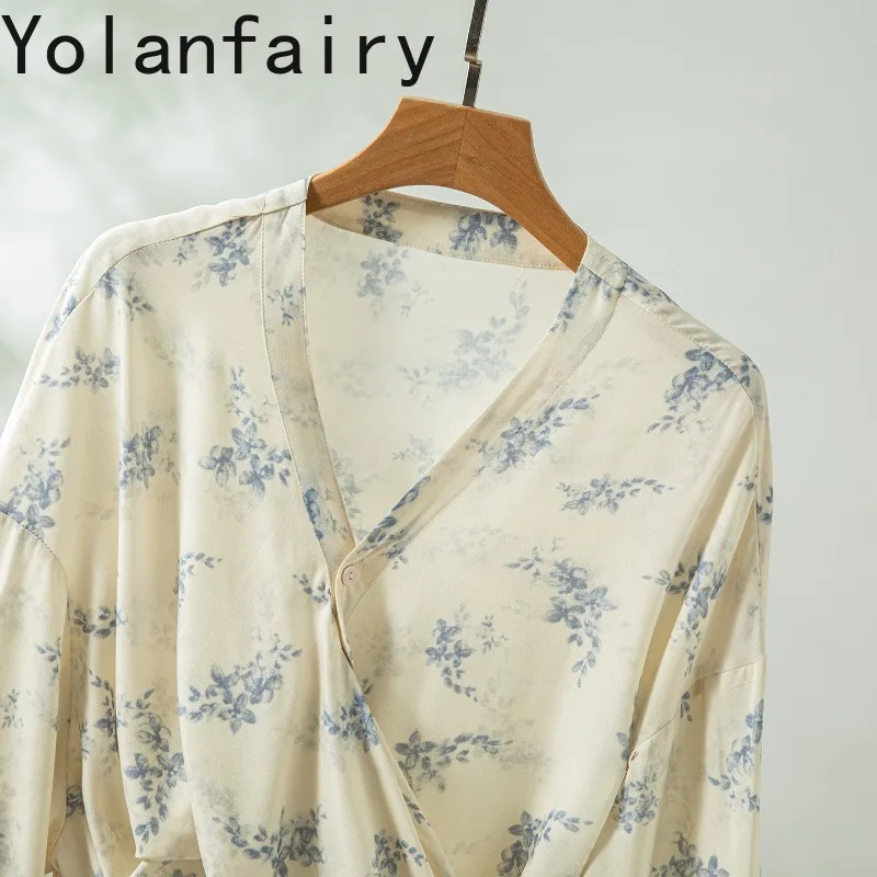 YOLANFAIRY 70% Mulberry Silk 30% Cotton Blouse for Woman Elegant Summer V-neck Fashion Floral Shirt Womens Tops Waisted Shirts