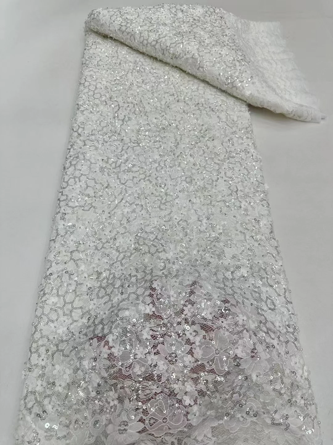 Tessuto di pizzo africano elegante di lusso con paillettes perline 2024 pizzo da sposa da sposa ricamato in tulle francese di alta qualità ﻿ RF98YN-17