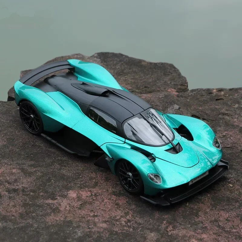 

1/39 Aston Martin Valkyrie, легкосплавная дорожка, модель спортивного автомобиля, литье под давлением, металлические гоночные супермобили, модель автомобиля, имитация детских игрушек, подарок