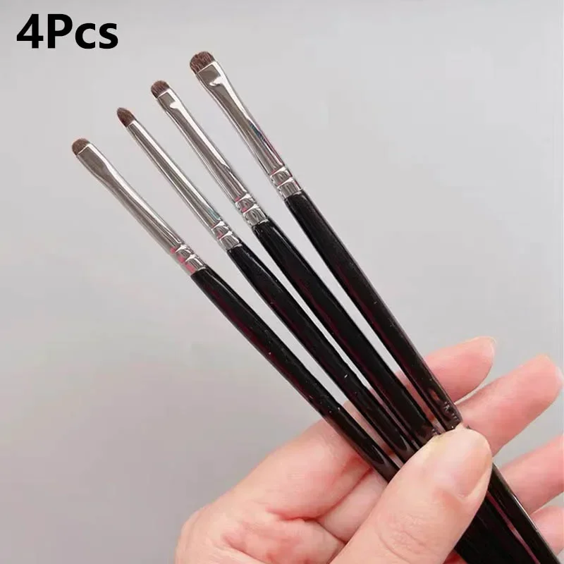 4Pcs Detial Eyeshadow Brushes Small Lip Gloss Eyeliner Brushes Cosmetic Concealer Brushes Portable Tapered Smudge Makeup Tools